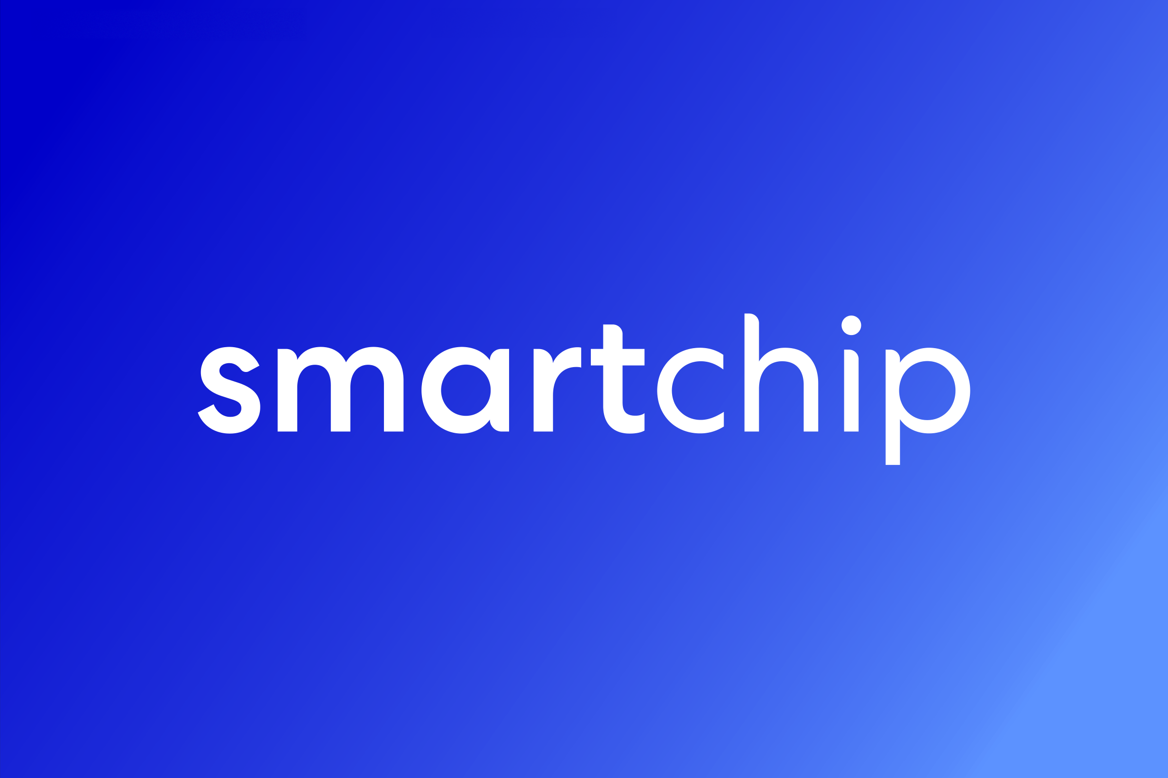 The custom English logotype smartchip in white lowercase on blue.
